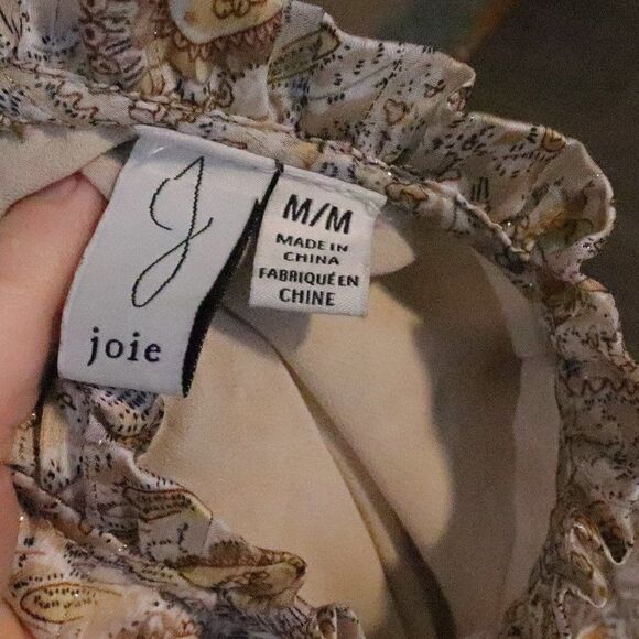 Joie | Mock Neck Short Sleeve Top Medium - Picture 5 of 7